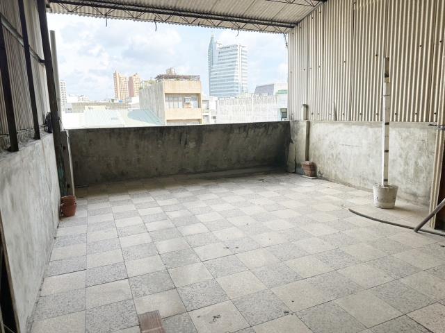 中西區透天-12