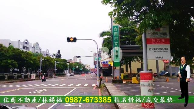 東區透天-8