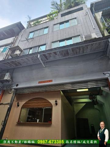 新興區透天-8
